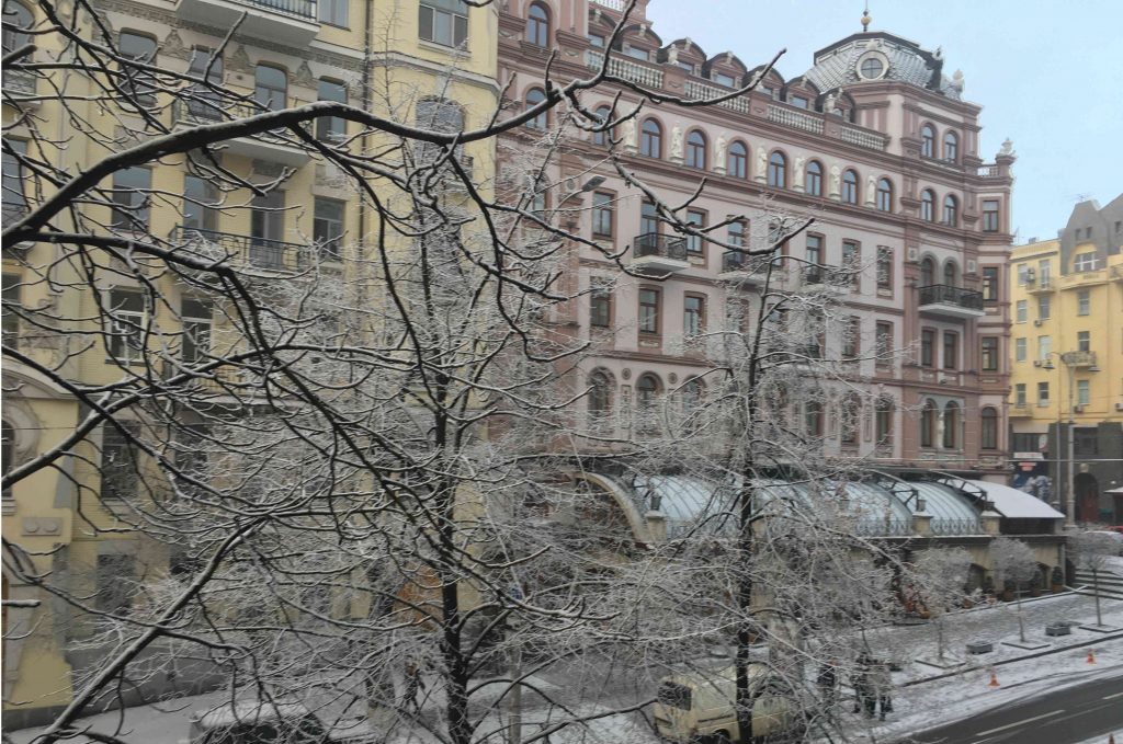 Walk Down My Block in Kyiv and Take Ukraine’s Economic Pulse