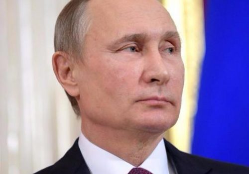 http://en.kremlin.ru/events/president/news/53744/photos/46949