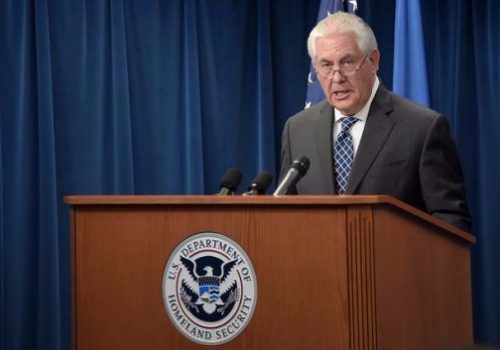 https://www.flickr.com/photos/dhsgov/33133469112/in/photolist-StTG1Q-SPJncV-T1EEJ5-StTF7W-RLasV3-SsNUBq-T9zGit-SwjDHa-StTFxW-RKiDBv-m9MW9r-SQhxHz-RM7eWX-SG5gAY-T4DcGd-SE1CTs-SdmPhZ-SFmuyw-RLasJS-SZJTL4-SuoijN-Srn9qA-kGQ2is-QDxFTU-RxcVRQ-SPwgVX-S93viJ-SLLhRP-RdnrKG-SZ54hN-RM4rBe-kUed9d-T2sbjg-SvcBp1-RnwurS-SrjQdZ-RJyPT1-RwPv4Z-SXpz6u-RNZZYg-8aHDTh-SLLi4T-StTEpJ-S8N9Eb-S85F5u-SfQsvm-RS4aJW-QWKNfA-R6BpYT-SMhuWN