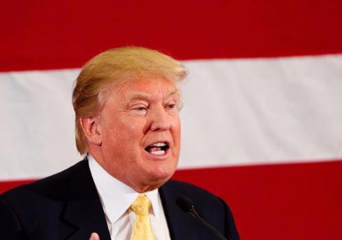 https://commons.wikimedia.org/wiki/File:Donald_Trump_in_April_2015.jpg