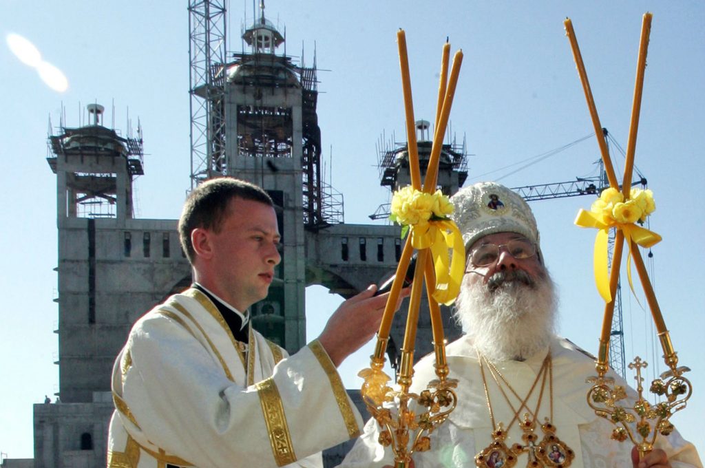 Q&A: What Does Archbishop Huzar’s Example Mean for Ukraine?