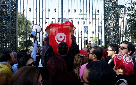 Tunisia’s democracy: Between economic reform and public engagement