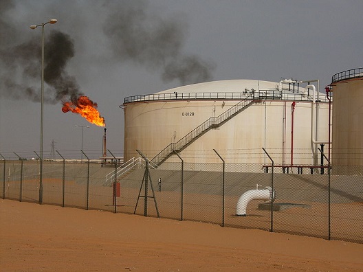 To stabilize Libya, redistribute oil revenue