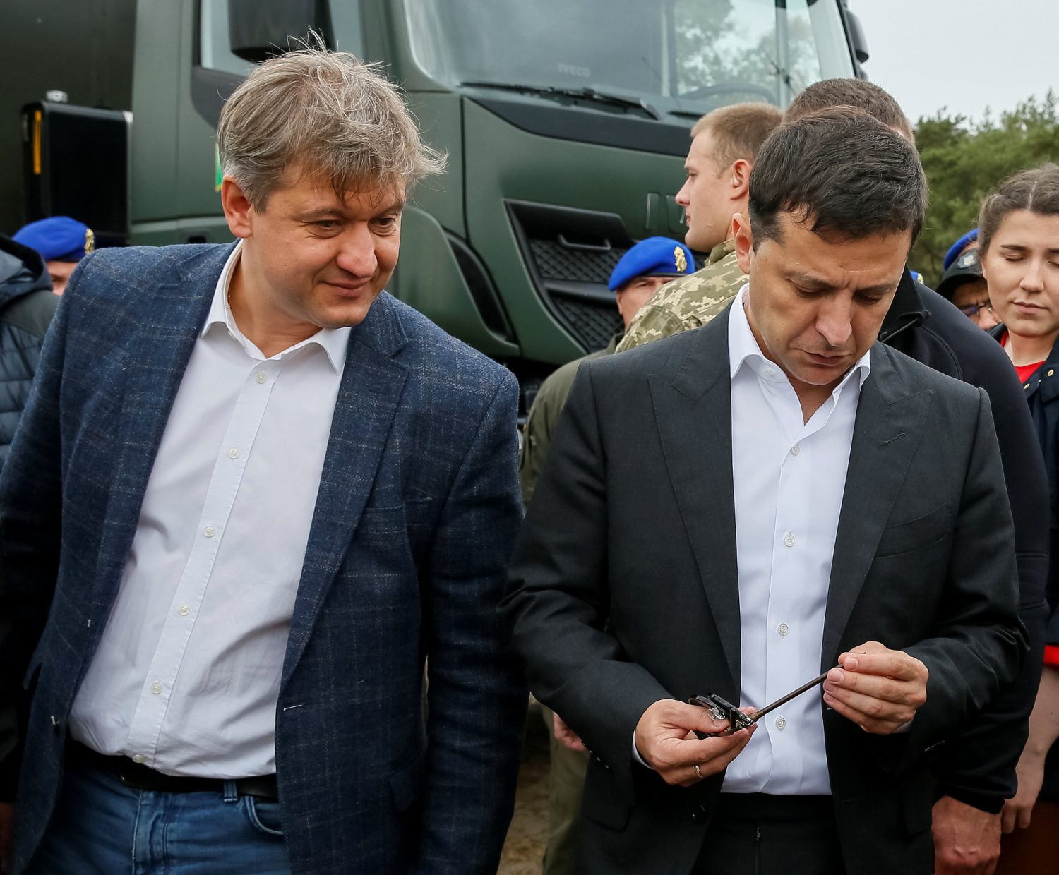 Hard questions for Mr. Zelenskyy