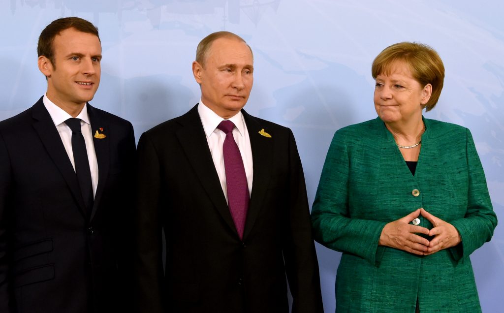 Low expectations as Zelenskyy prepares for Putin peace talks in Paris