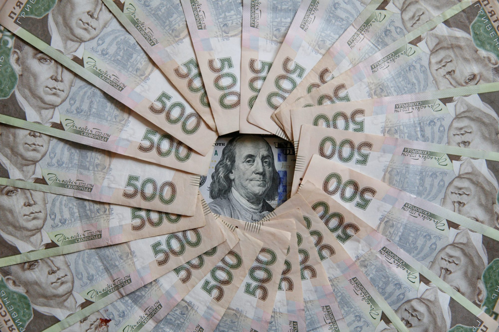 Exclusive: Key Ukrainian adviser says new, $5 billion IMF loan would  reassure other creditors