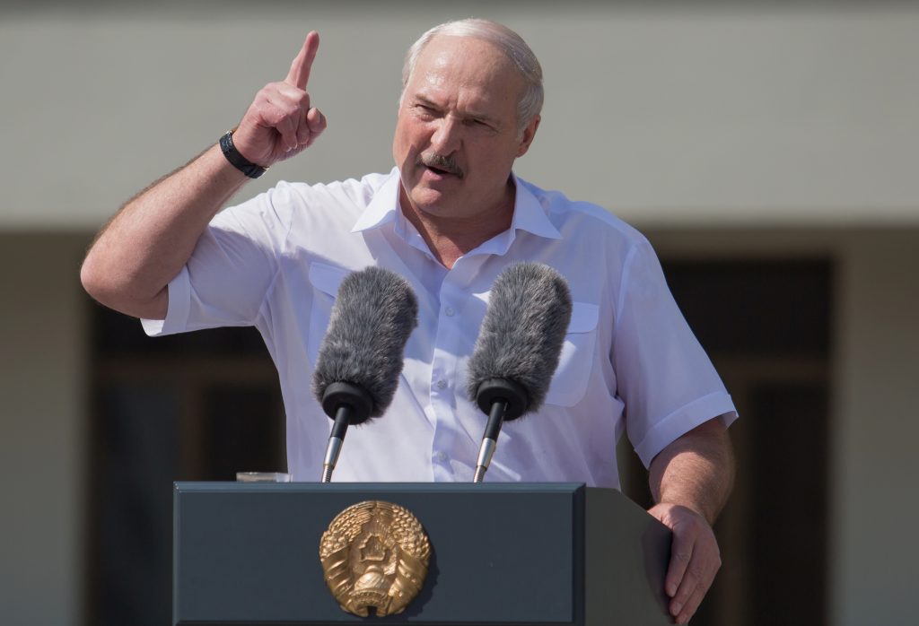 Alarm bells in Ukraine as Lukashenka calls on Putin to rescue his crumbling regime