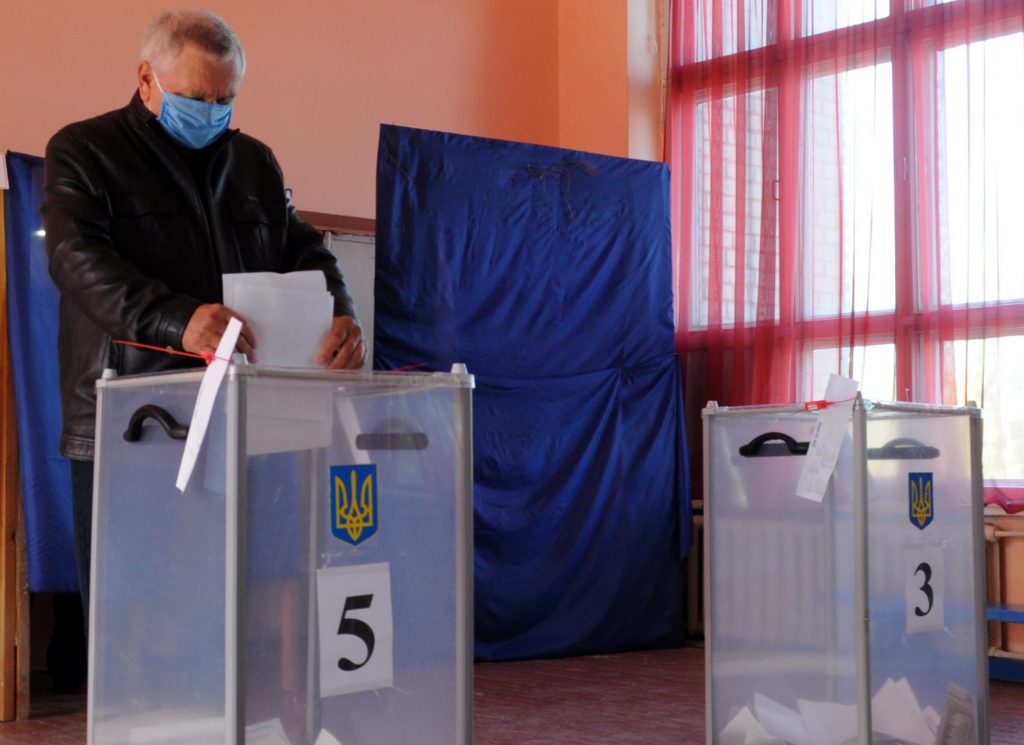 Mayoral races in Ukraine: City-by-city runoff preview