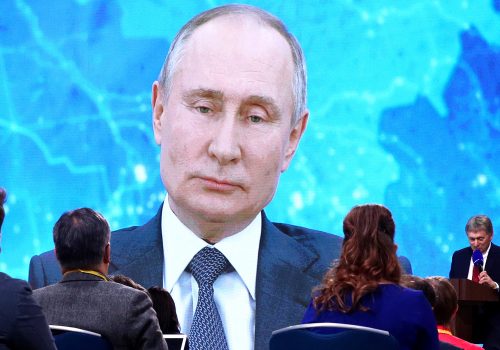Kremlin TV chief: Russia must annex east Ukraine