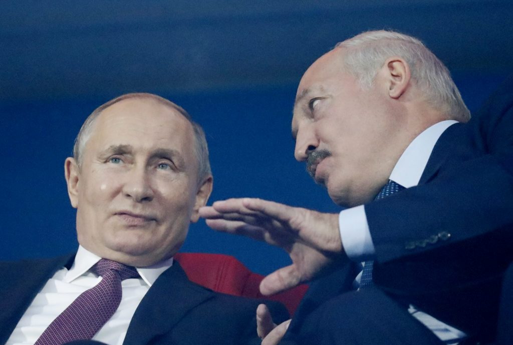 Dialog of dictators: How Putin and Lukashenka really talk to each other