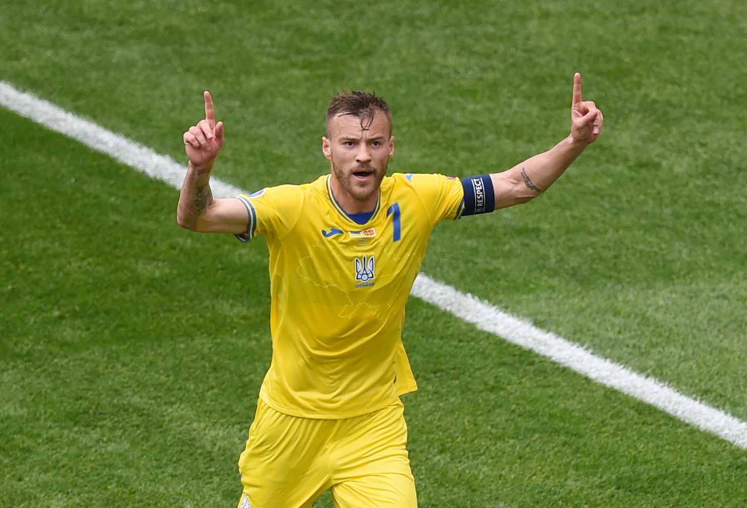 Ukraine's top soccer stars join the country's Ukrainian language renaissance