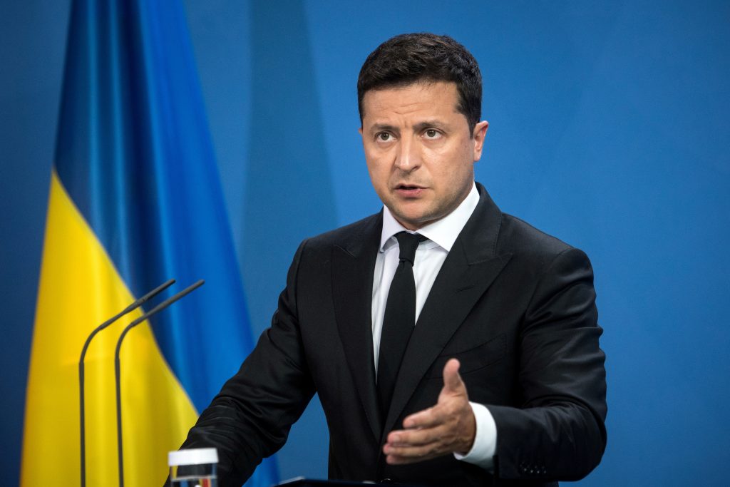 Kyiv hopes for more as Zelenskyy meets Merkel - Europe - News and current  affairs from around the continent - DW - 11.07.2021