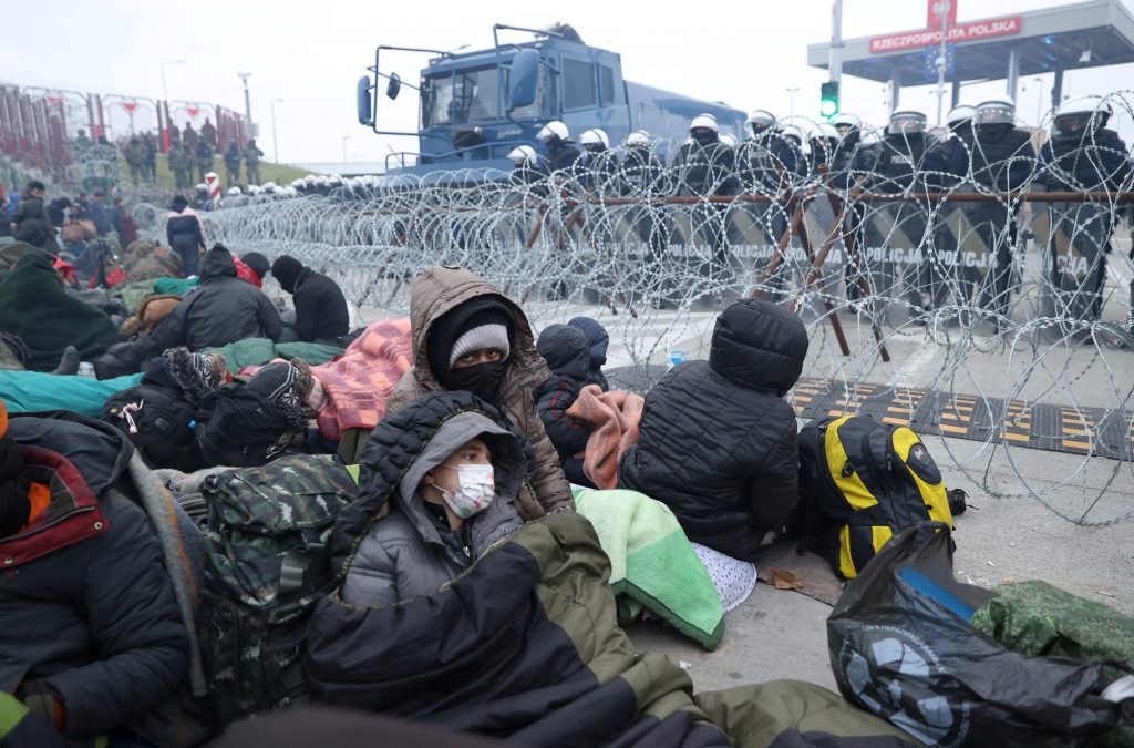 Haring joins PBS NewsHour to discuss the EU migrant crisis across the Poland-Belarus border