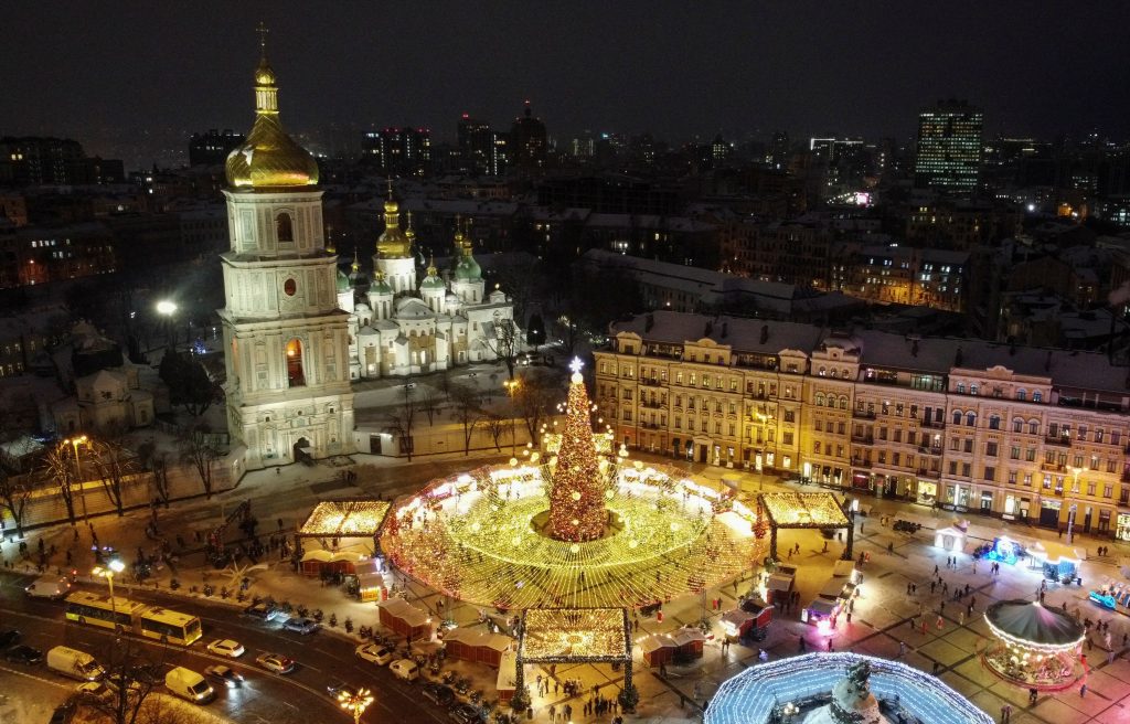 Ukraine enters holiday season with anti-corruption reforms in danger