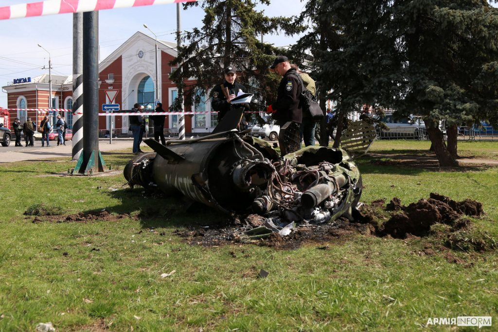 Russian War Report: Russia makes false claims while blaming Ukraine for Kramatorsk railway station attack