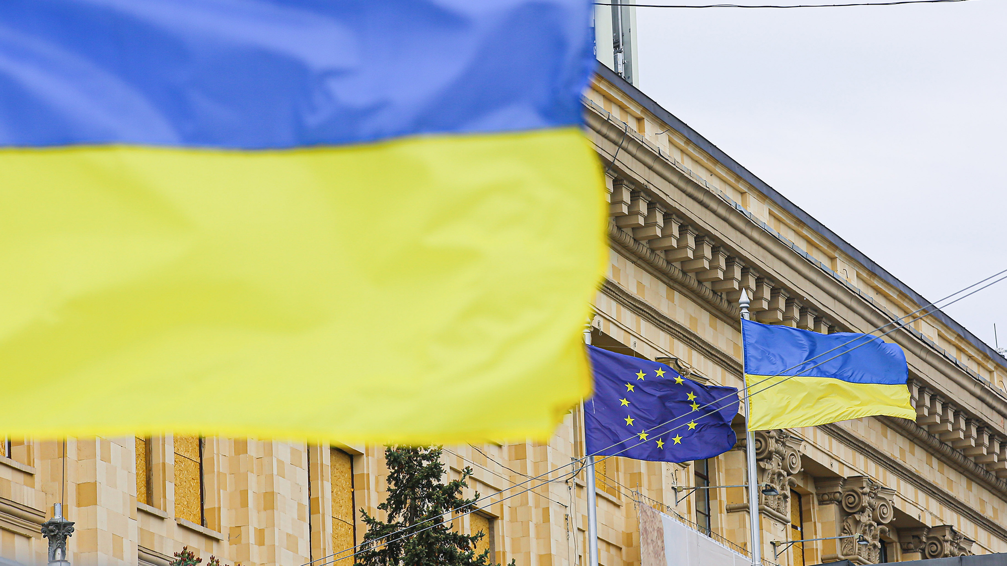 Ekscytacja w europejskich salach władzy z powodu unijnej oferty Ukrainy