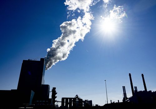Can price caps on Russian oil tame the Kremlin? Our experts debate. - Atlantic Council