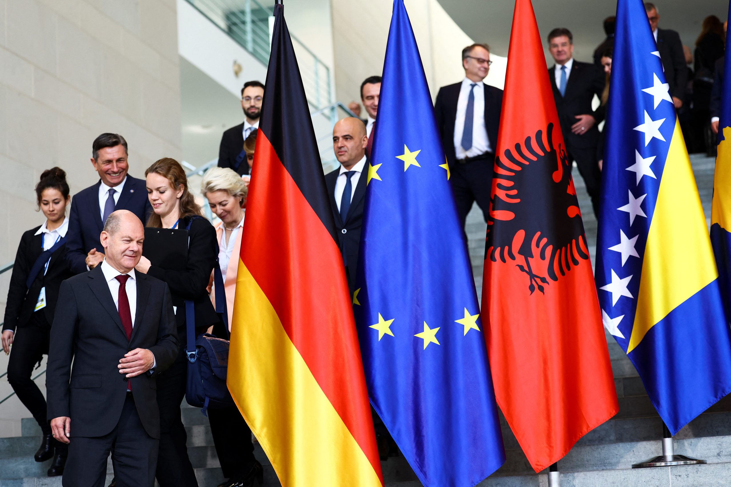 Stable Balkan NATO/EU members in: Defending Eastern Europe