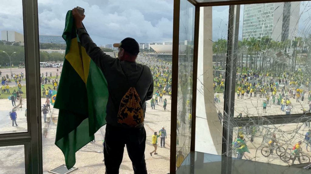 As Brazil investigates Bolsonaro’s role in anti-democratic riots, should the US kick him out?