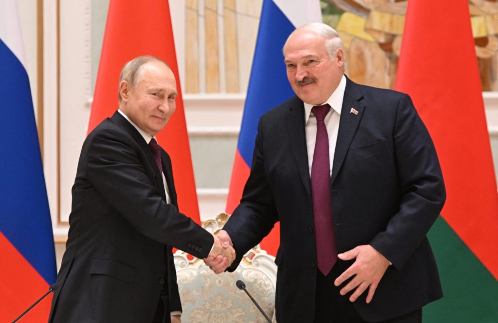 The Belarusian opposition can help defeat Putin in Ukraine