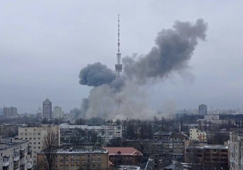 Russian bombardment of telecommunications antennas in Kiev