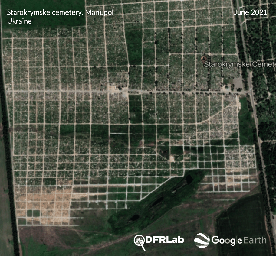 Location of newly dug gravesites in the Starokrymske cemetery of Mariupol, Ukraine (Source: Google Earth; Annotations: DFRLab)