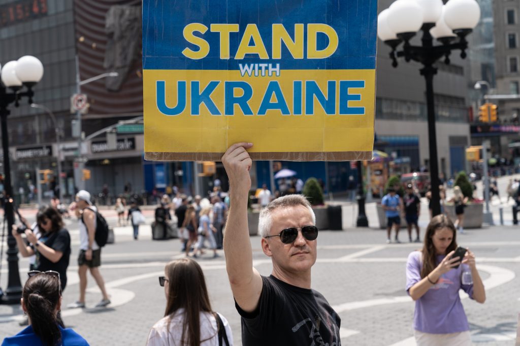 Americans' support for helping Ukraine remains strong. Just look at the  polls. - Atlantic Council