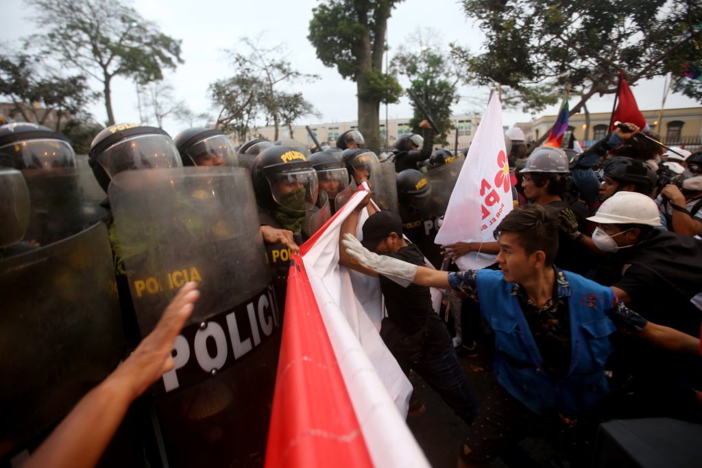 La recesión del Perú debería ser una llamada de atención para sus políticos