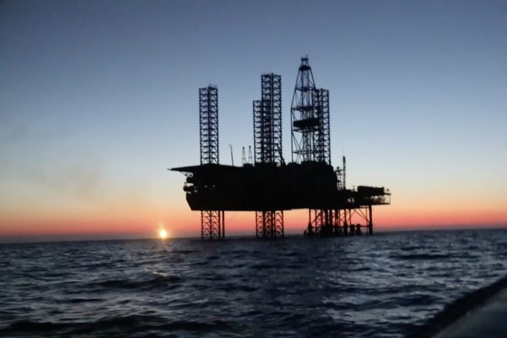 Russian War Report: Ukraine’s Black Sea offensive retakes oil rigs near Crimea