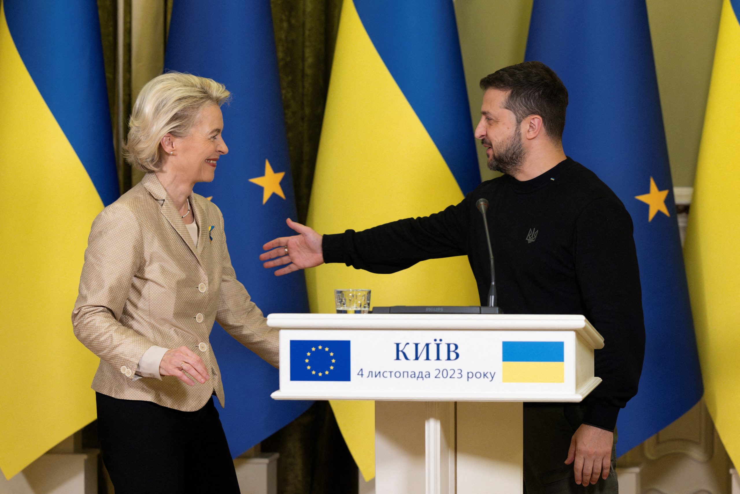Historic progress: Ukraine receives green light for EU membership talks -  Atlantic Council
