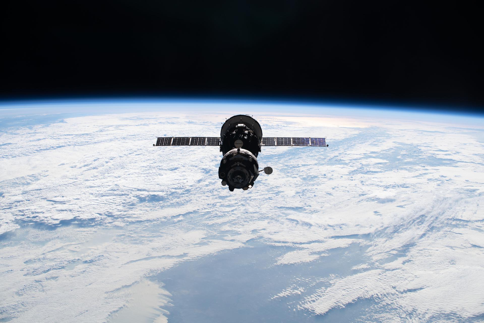 Experts react: What to know about Russia's apparent plans for a space-based nuclear  weapon - Atlantic Council
