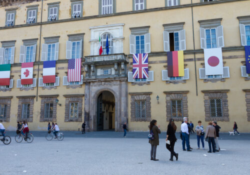 The TransAtlantic Forum was featured in Neue Zurcher Zeitung Deutschland.