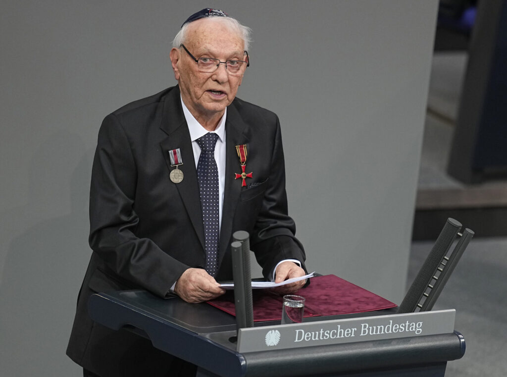 Ukrainian Holocaust survivor: Russia is waging ‘war of extermination’