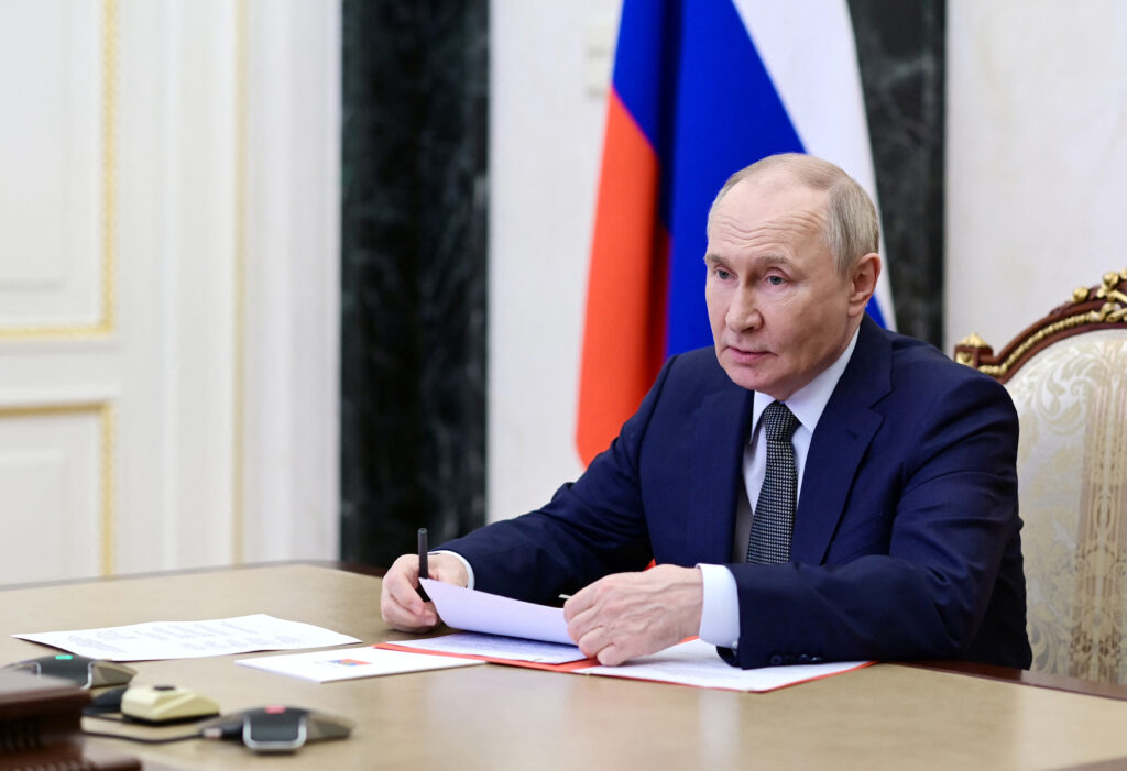 To achieve his goal of a durable peace, Trump must turn up the pressure on Putin
