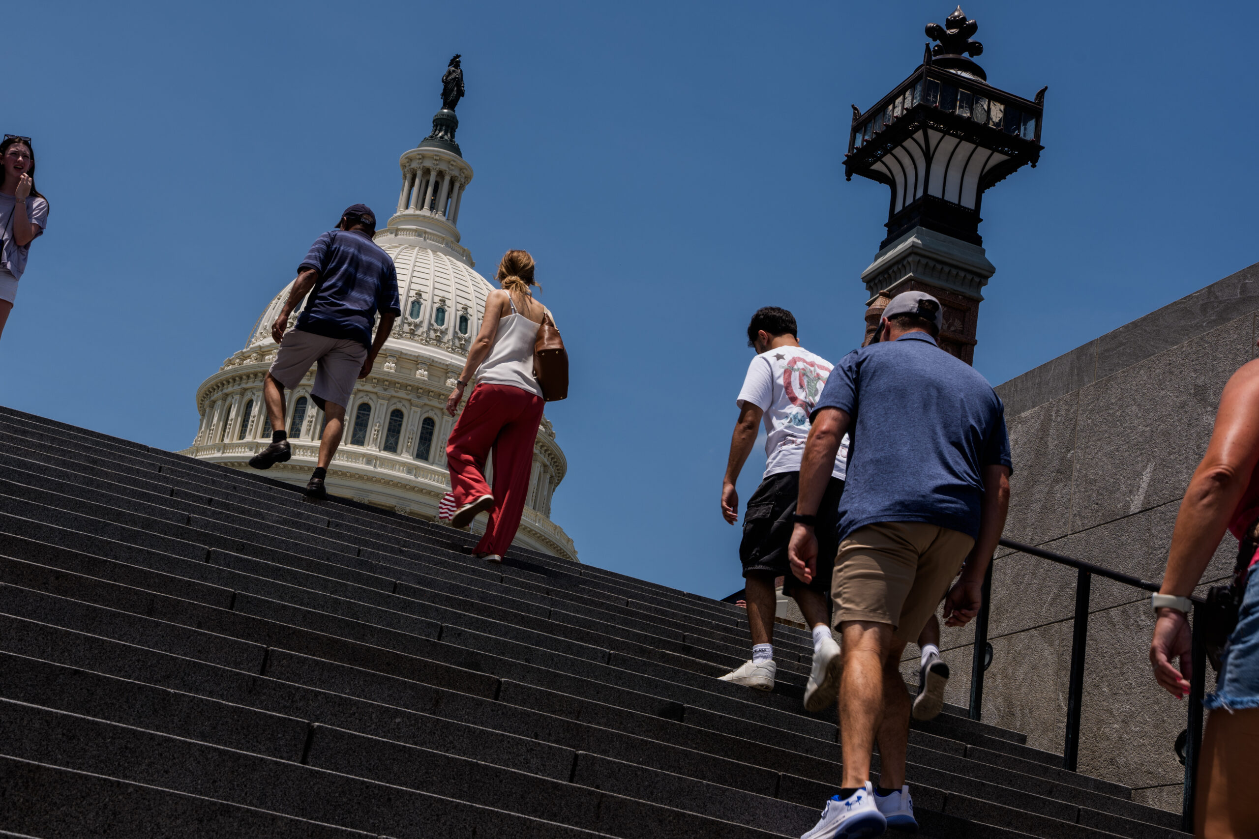 As another brutal heat wave hits the US, local and national leaders need to step up