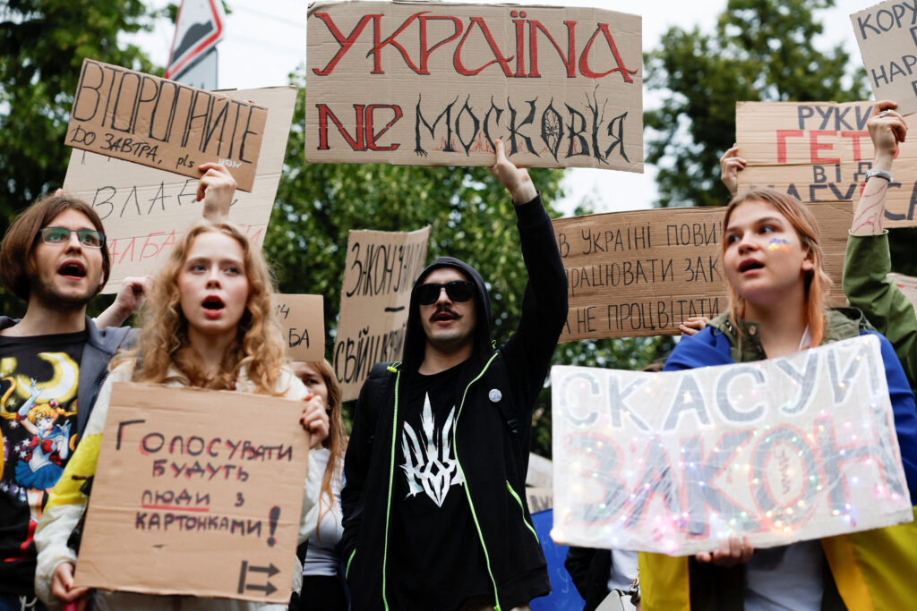 Ukraine’s anti-corruption reforms are more vital than ever during wartime