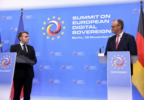 Donovan and Nikoladze cited in CNBC on Chinese oil imports avoiding Western banks