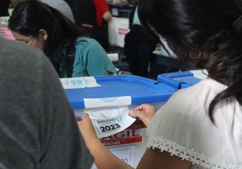 Guatemala City, Guatemala.- In the photos taken on August 14, 2023, authorities are packing electoral materials and documents that will be used on August 20 for the second round. The elections will see a former first lady compete against the son of a former president. Unemployment, corruption and the high cost of living are on voters' minds as they head to the polls on August 20.